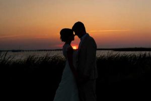 SKC wedding couple silhouette