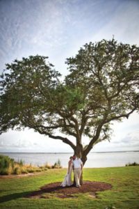 heart tree couple obx
